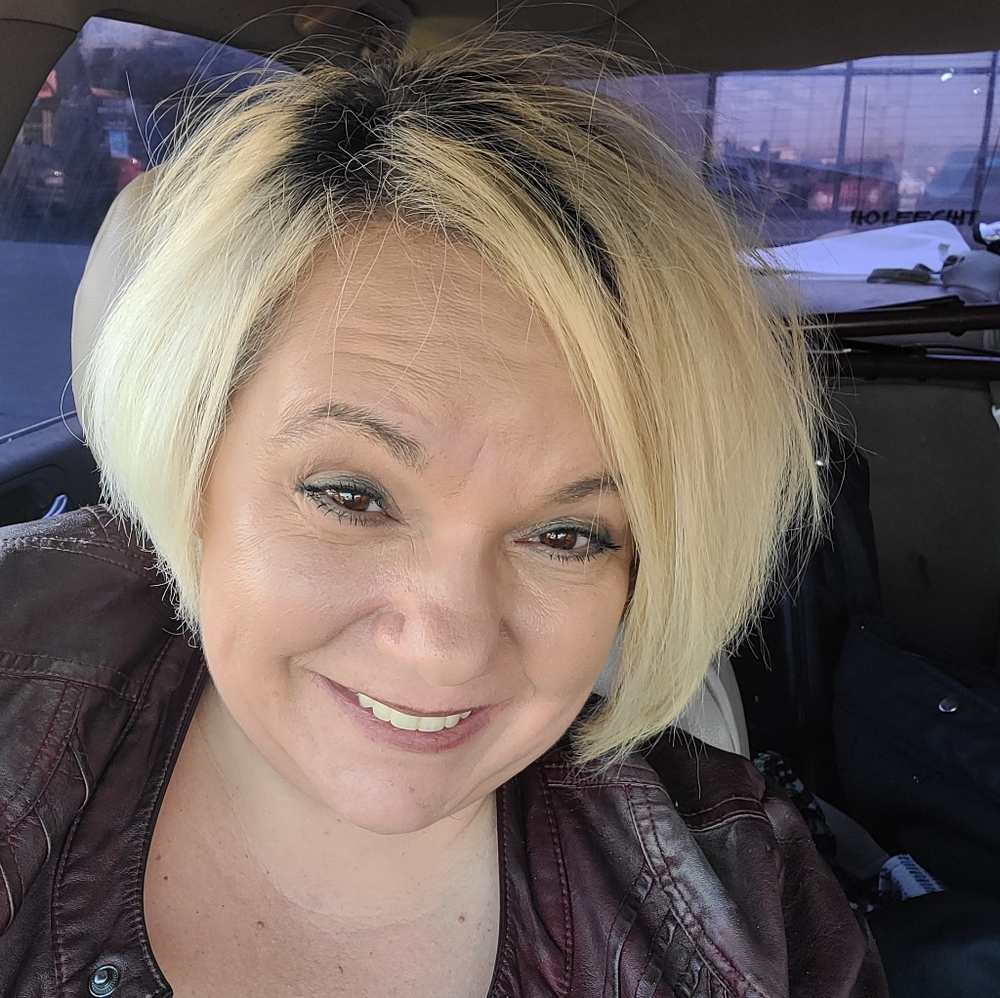 Meet your Posher, Melanie